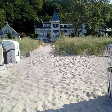 Seeschloss Direkt An Der Strandpro Apartment